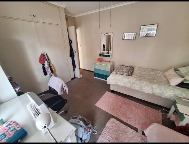 5 BEDROOM HOUSE FOR SALE IN VANDERBIJLPARK SE 3
